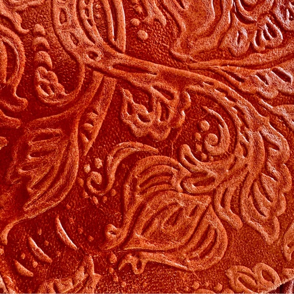 Isadora Handbag Tote - Picture 14 of 15